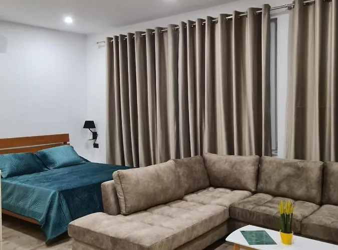Cane Apartmán Tirana