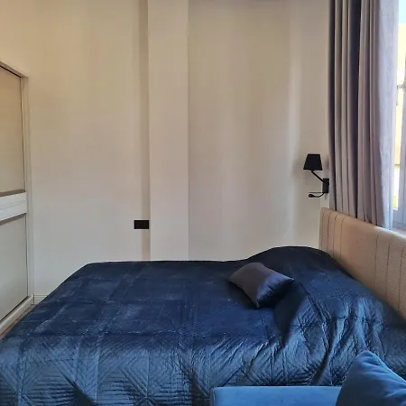 Cane Apartment *